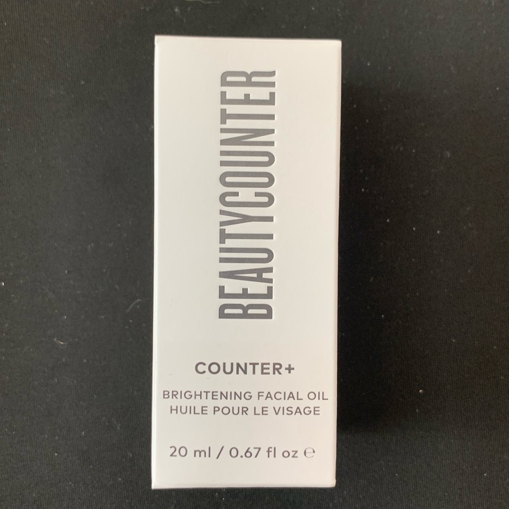 Beautycounter brightening facial oil